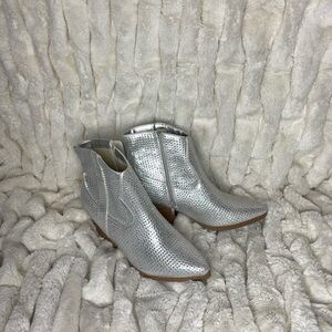 New Boot Goofin’ Silver sparkle short boots